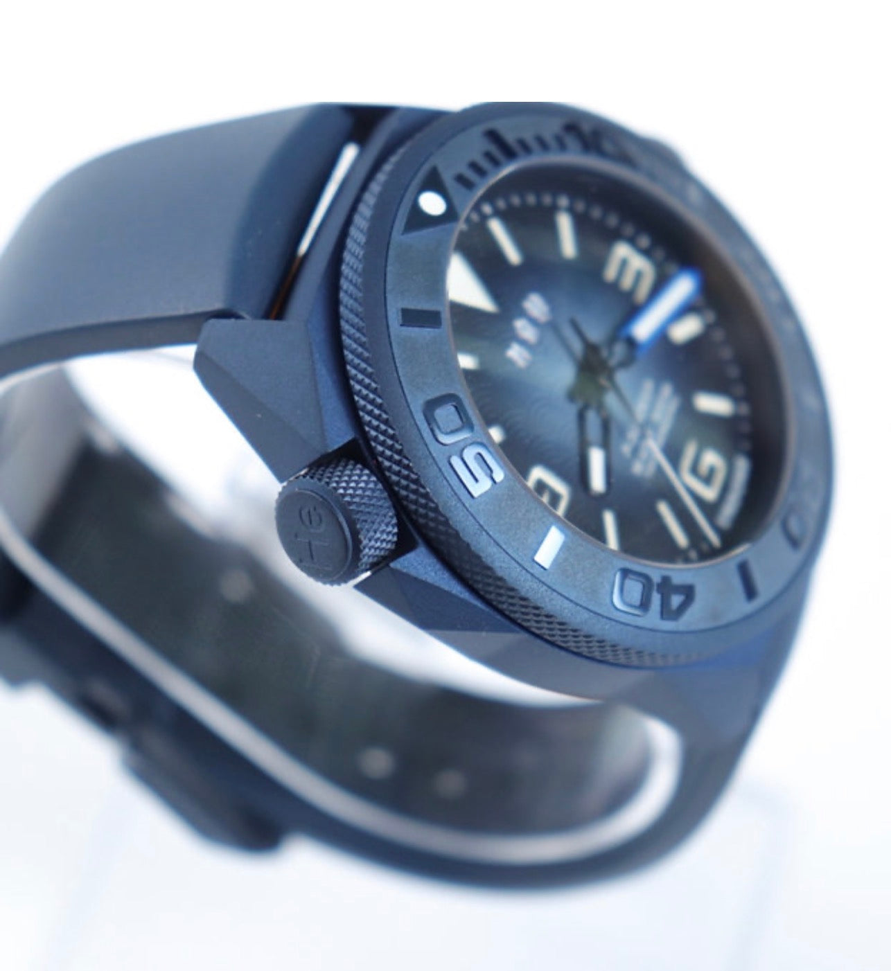 UNDONE x The Hokusai-kan Museum The Wave Forward