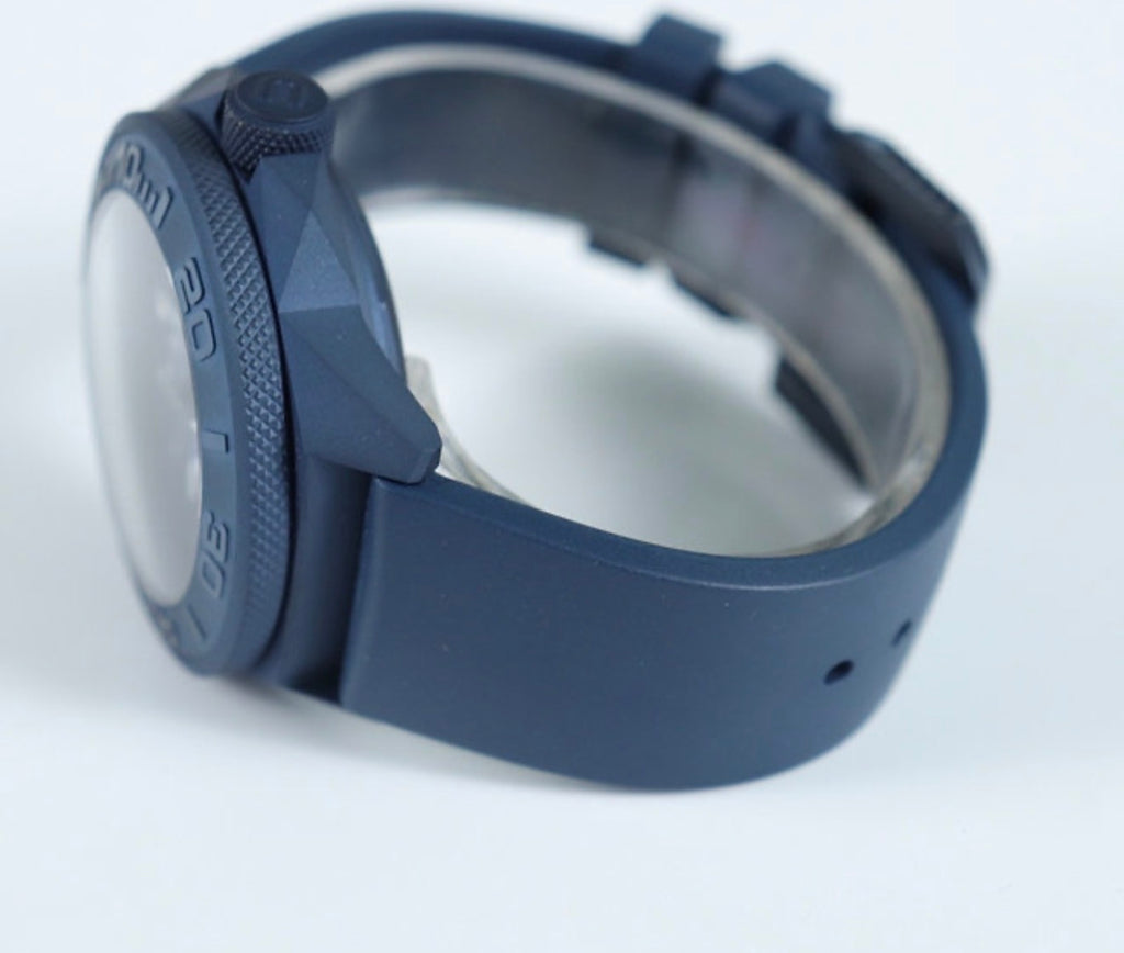 UNDONE x The Hokusai-kan Museum The Wave Forward