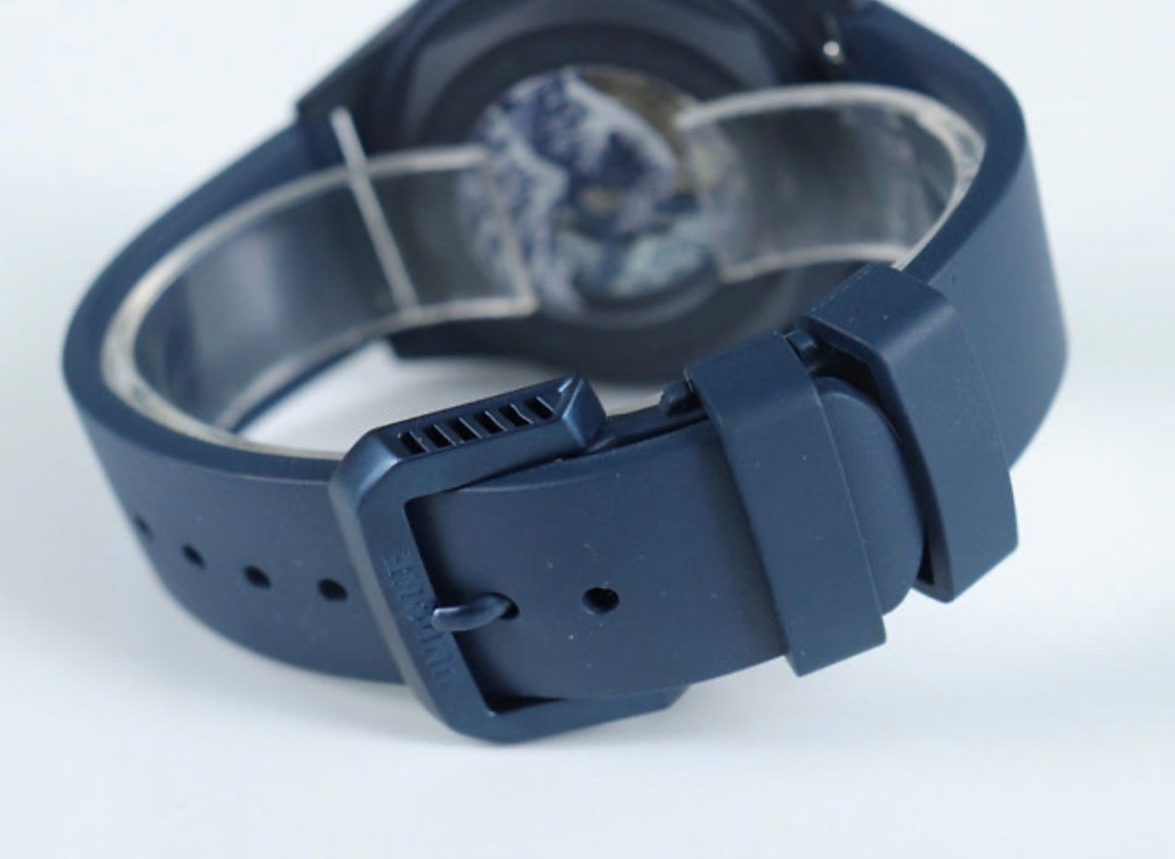 UNDONE x The Hokusai-kan Museum The Wave Forward